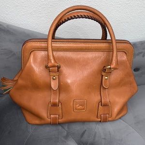 AUTHENTIC DOONEY & BOURKE HANDBAG